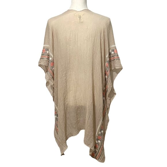 Do Everything in Love Open Front Poncho One Size Sheer Lagenlook Boho Festival - Picture 4 of 7